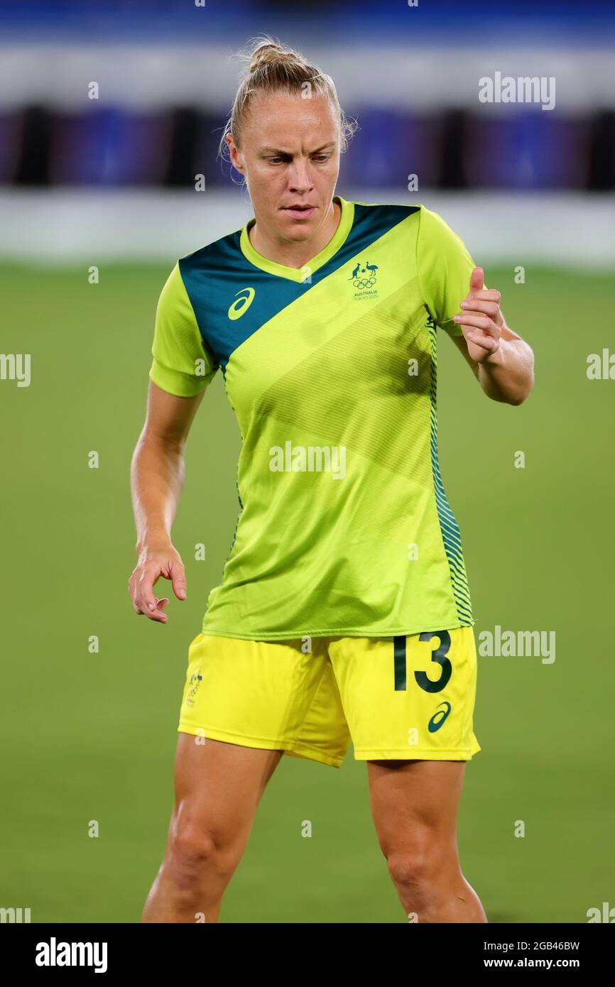 Tokio, Japan, 2. August 2021. Tameka Yallop vom Team Australia wärmt sich während des Halbfinalspiels der Frauen zwischen Australien und Schweden am 10. Tag der Olympischen Spiele in Tokio 2020 auf. Quelle: Pete Dovgan/Speed Media/Alamy Live News Stockfoto