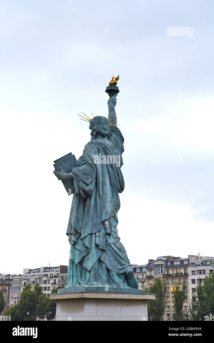 Freiheitsstatue in Paris, Frankreich Stockfoto