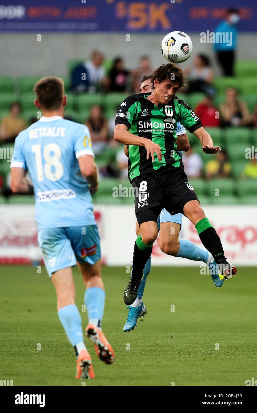 Melbourne, Australien, 1. April 2021. : Lachlan Wales von Western United führt den Ball während des Hyundai A-League Fußballmatches zwischen dem Western United FC und dem Melbourne City FC an. Kredit: Dave Hewison/Speed Media/Alamy Live Nachrichten Stockfoto