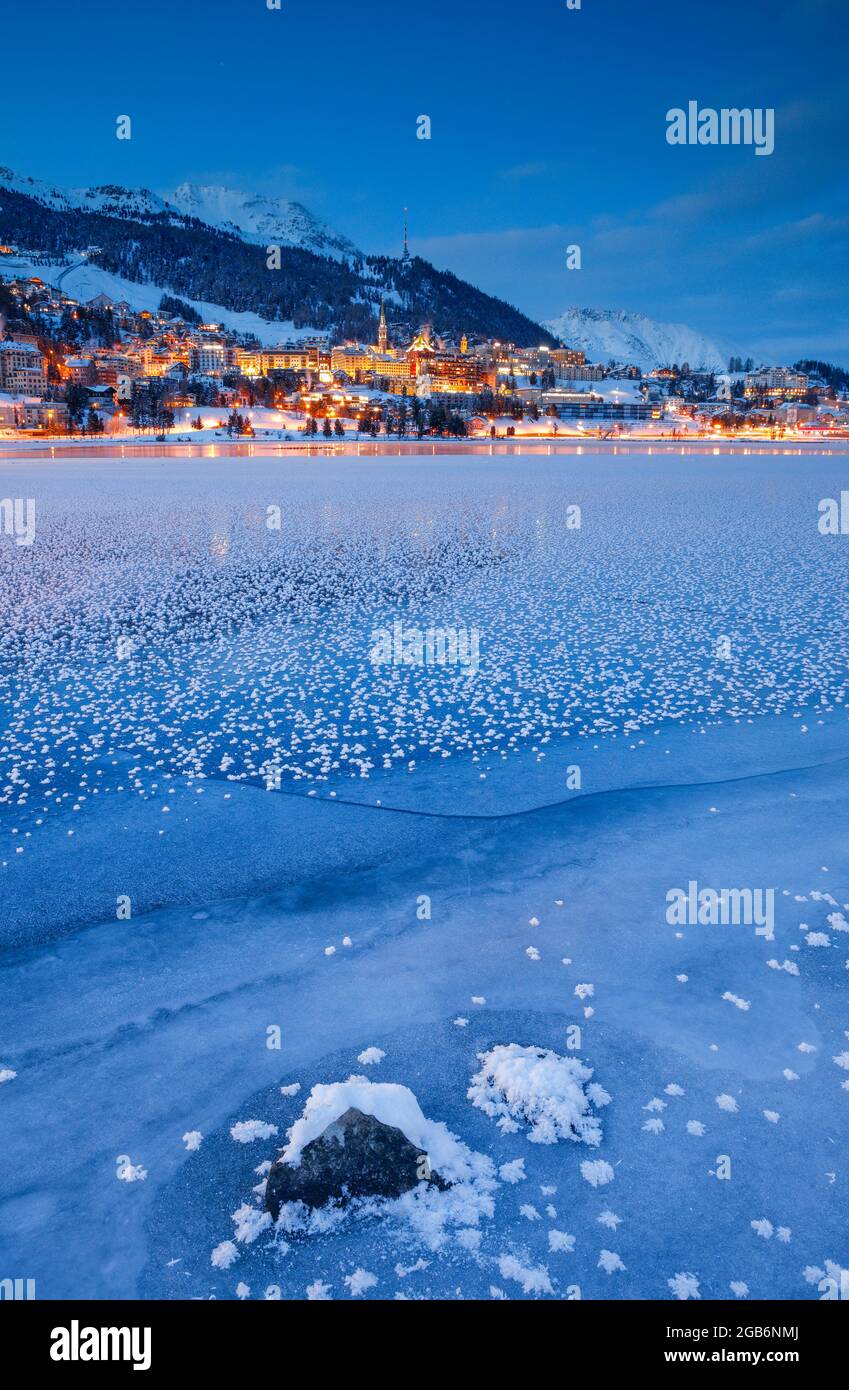 Geographie / Reisen, Schweiz, St. Maurice und St. Moritzersee, Graubünden, KEINE-EXKLUSIVE-VERWENDUNG FÜR FALTKARTEN-GRUSSKARTEN-POSTKARTEN-NUTZUNG Stockfoto