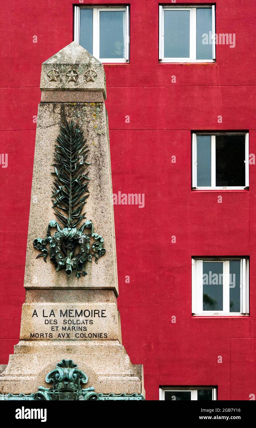 Denkmal als Hommage an Soldaten und Matrosen, die in den Kolonien, Cherbourg, Manche, Cotentin, Normandie, Frankreich Stockfoto