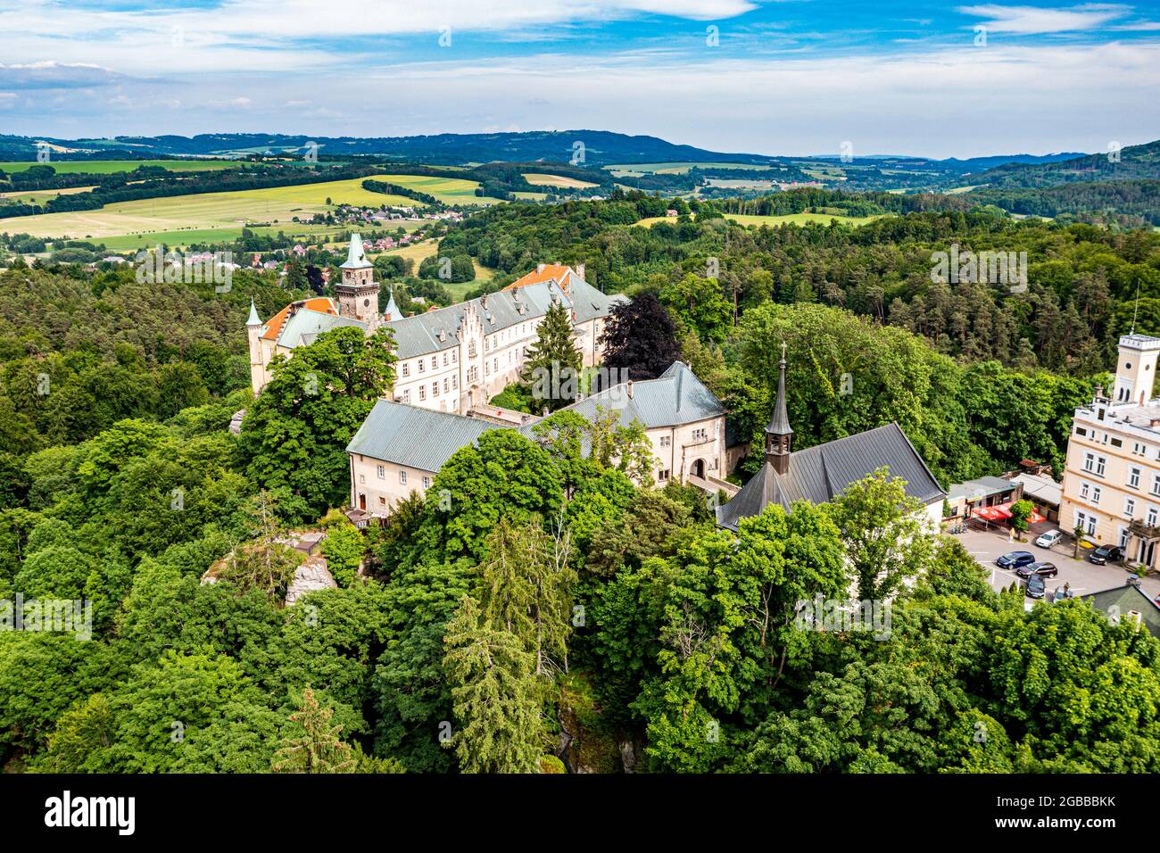 Luftaufnahme der Burg Hruba Skala, Böhmisches Paradies, Tschechische Republik, Europa Stockfoto