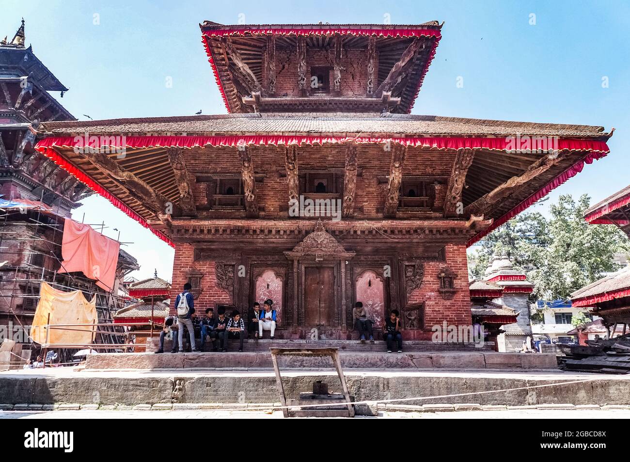 Jagannath-Tempel in Hanuman Dhoka, Kathmandu Durbar Square, nach dem Erdbeben in Nepal im April 2015 Stockfoto