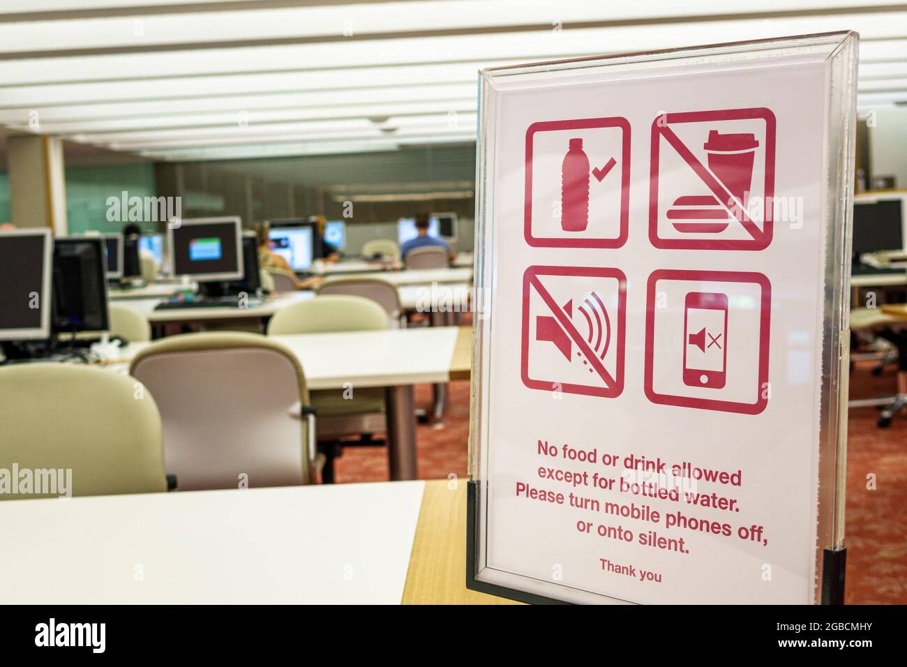 Brisbane Australien, South Brisbane, Kulturzentrum, Staatsbibliothek von Queensland, innere Schilderregeln Symbole, keine Lebensmittel Getränke drehen Zelle Stockfoto
