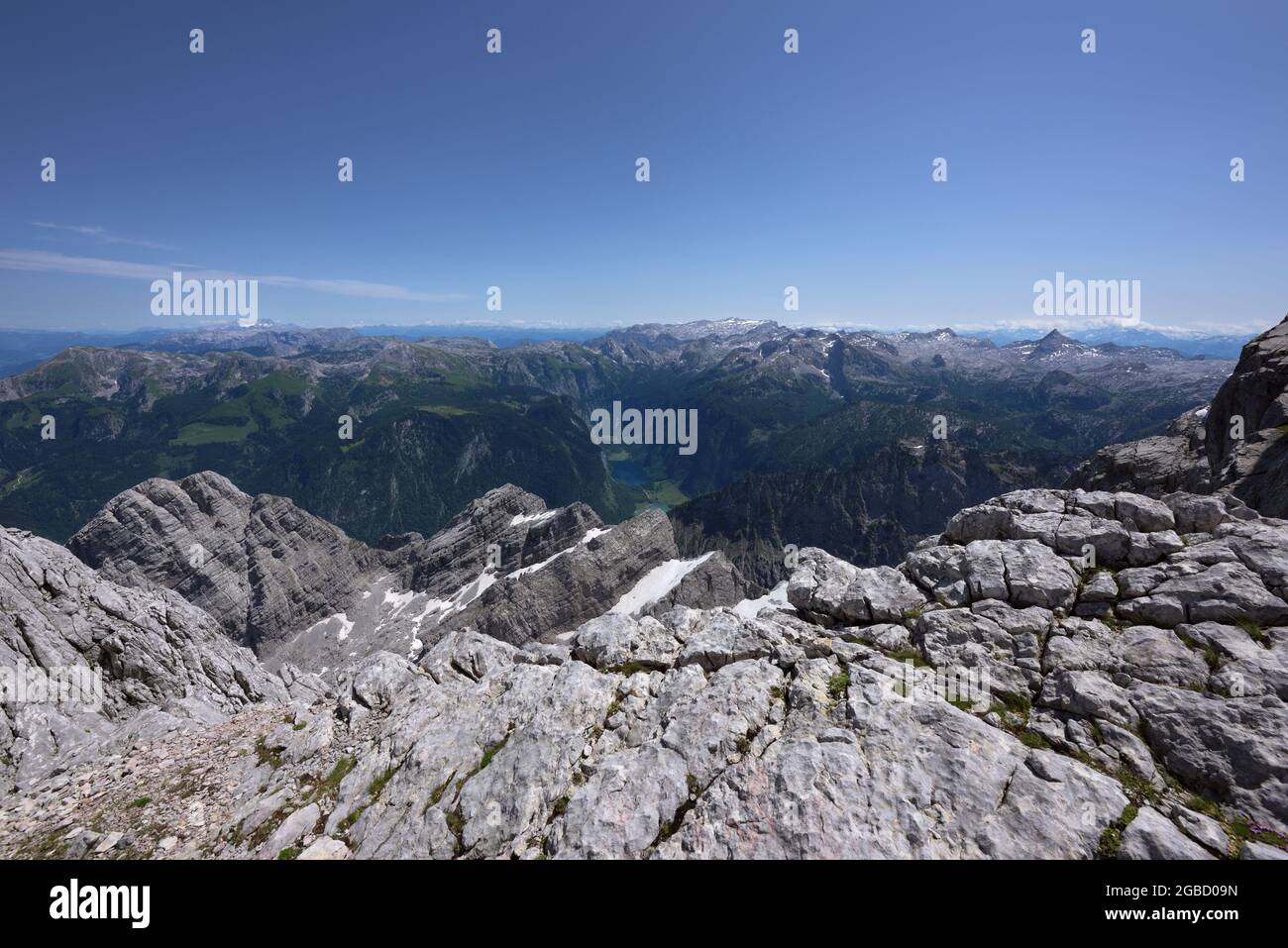 Bergpanorama und Königssee und Obersee von Watzmann Hocheck, Ramsau, Berchtesgaden, Bayern, Deutschland Stockfoto