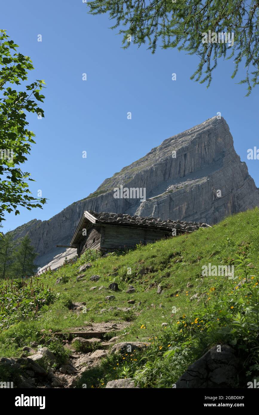 Falzalm und Watzmannfrau, kleiner Watzmann, Berg im Hintergrund, Ramsau, Berchtesgaden, Bayern, Deutschland Stockfoto