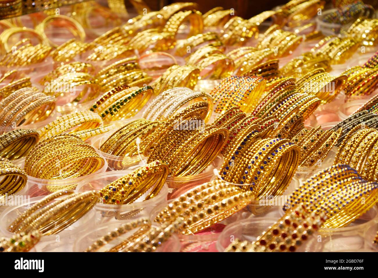 Goldschmuckmarkt in dubai, Luxusschmuckmarkt umgeht Shopping Stockfoto