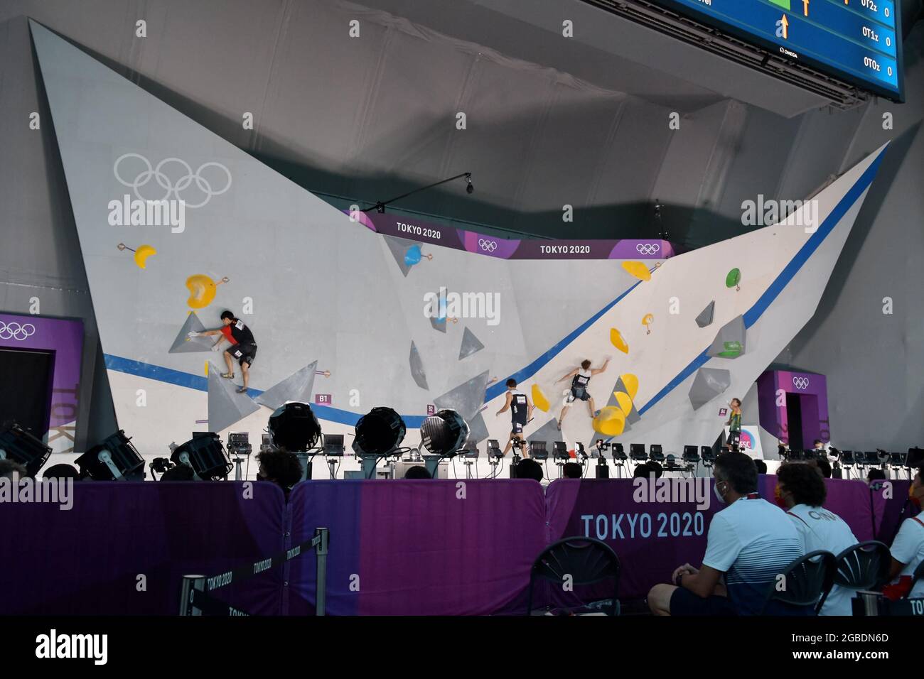 Tokio, Japan. August 2021. Allgemeine Ansicht in der Bouldering-Qualifikation während der Olympischen Spiele in Tokio am 3. August 2021 im Aomi Urban Sports Park in Tokio, Japan, wurde der Sport für Männer ausgetragen. Foto von Keizo Mori/UPI Credit: UPI/Alamy Live News Stockfoto