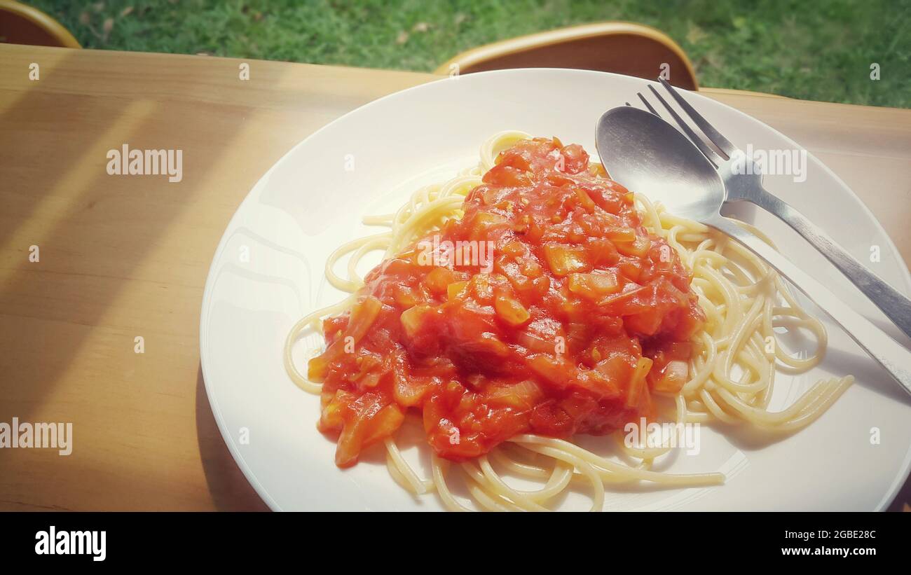 Nahaufnahme Spaghetti-Tomatensoße Stockfoto