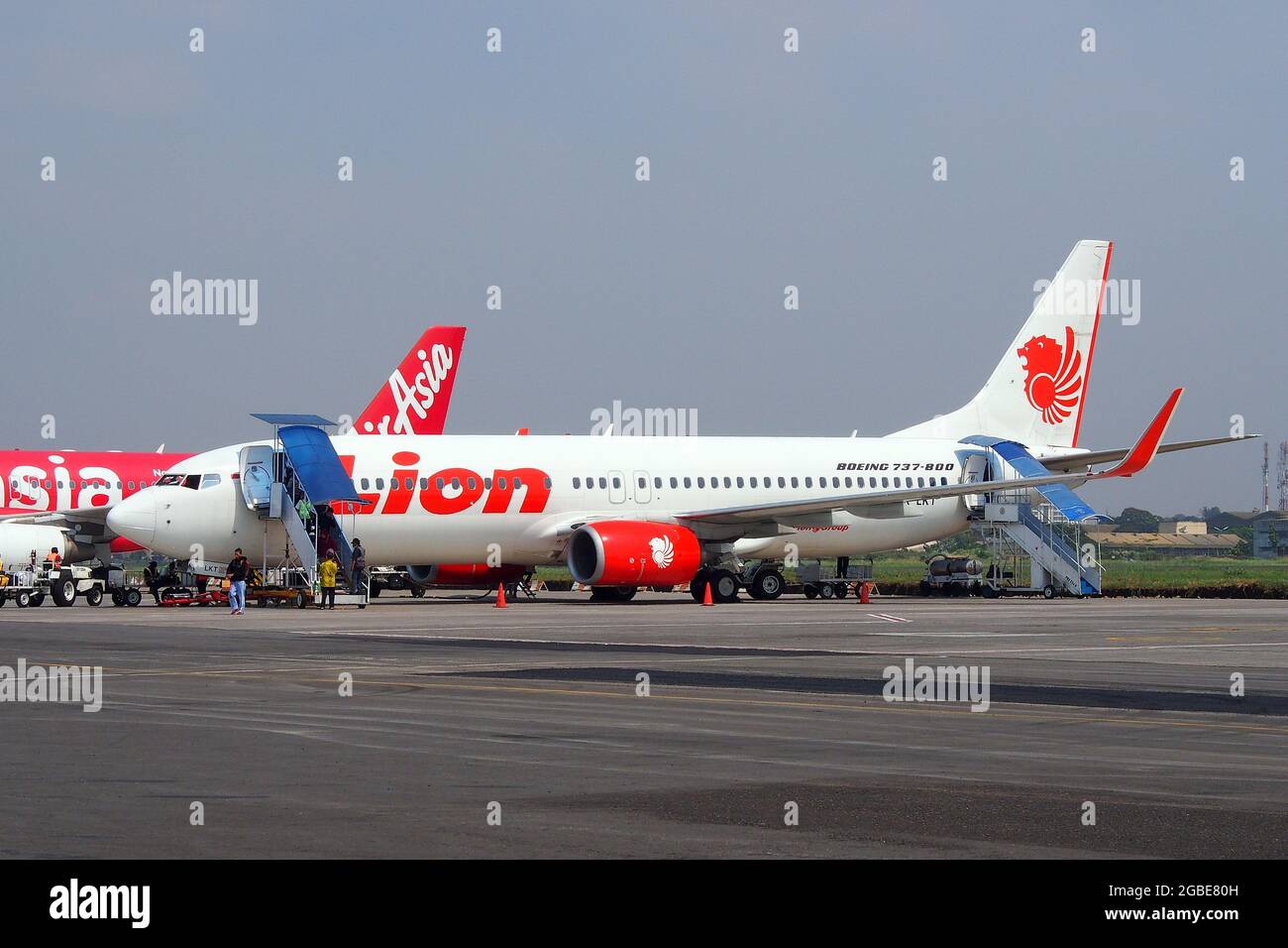 PT Lion Mentari Airlines, Lion Air, (ist eine indonesische Low-Cost-Fluggesellschaft) Boeing 737-800 Stockfoto