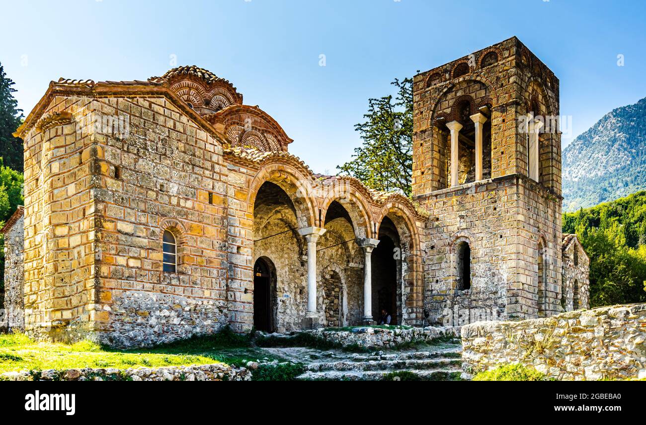 Die byzantinische Kirche von Agia Sofia in Mystras, Peloponnes, Griechenland. Stockfoto