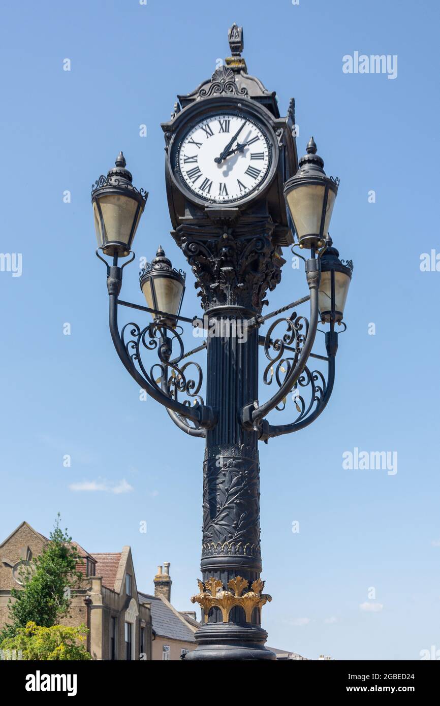 Uhrenturm aus dem 19. Jahrhundert, Great Whyte, Ramsey, Cambridgeshire, England, Vereinigtes Königreich Stockfoto