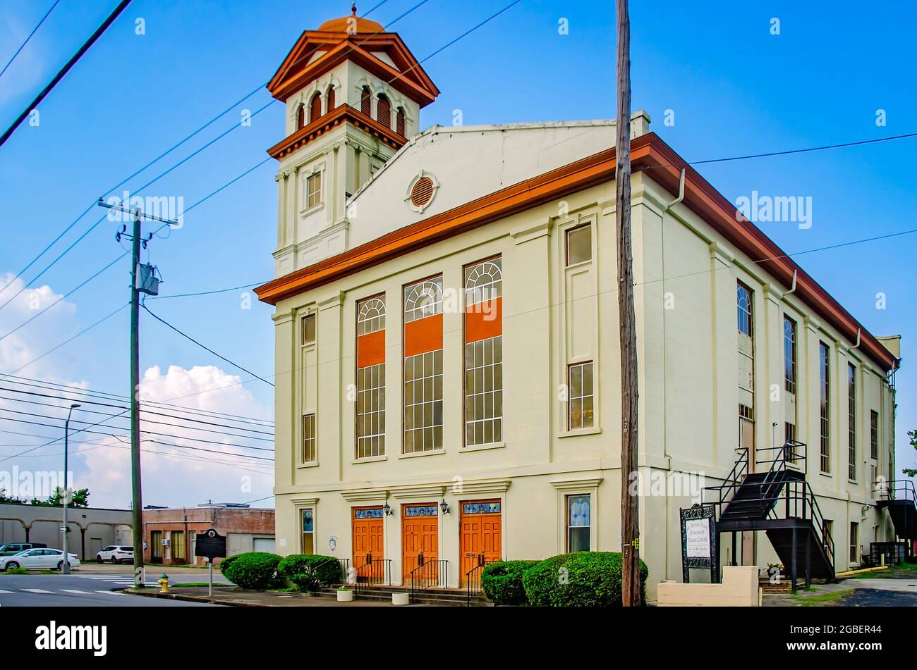 Die St. Louis Street Missionary Baptist Church ist am 1. August 2021 in Mobile, Alabama, abgebildet. Die Kirche wurde 1872 erbaut. Stockfoto