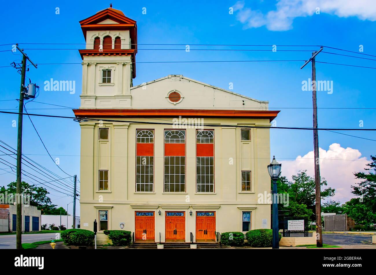 Die St. Louis Street Missionary Baptist Church ist am 1. August 2021 in Mobile, Alabama, abgebildet. Die Kirche wurde 1872 erbaut. Stockfoto