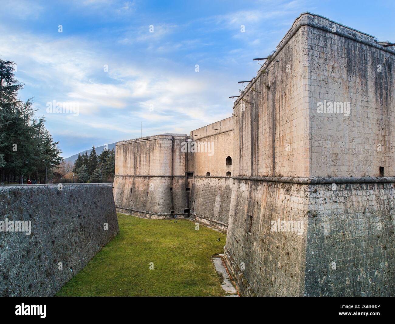 Die spanische Festung, auch bekannt als Forte Spagnolo, die Hauptburg der Stadt L'Aquila, Abruzzen, Italien Stockfoto