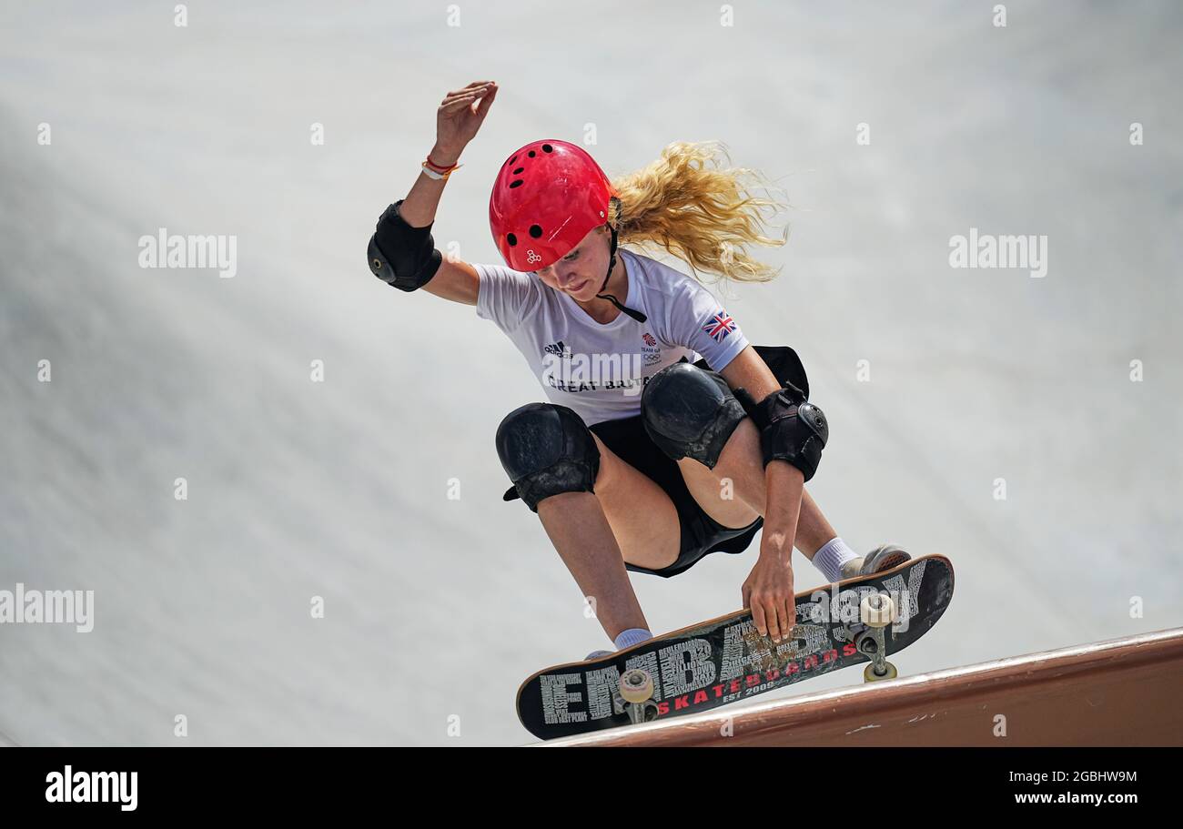 Bombette martin -Fotos und -Bildmaterial in hoher Auflösung – Alamy