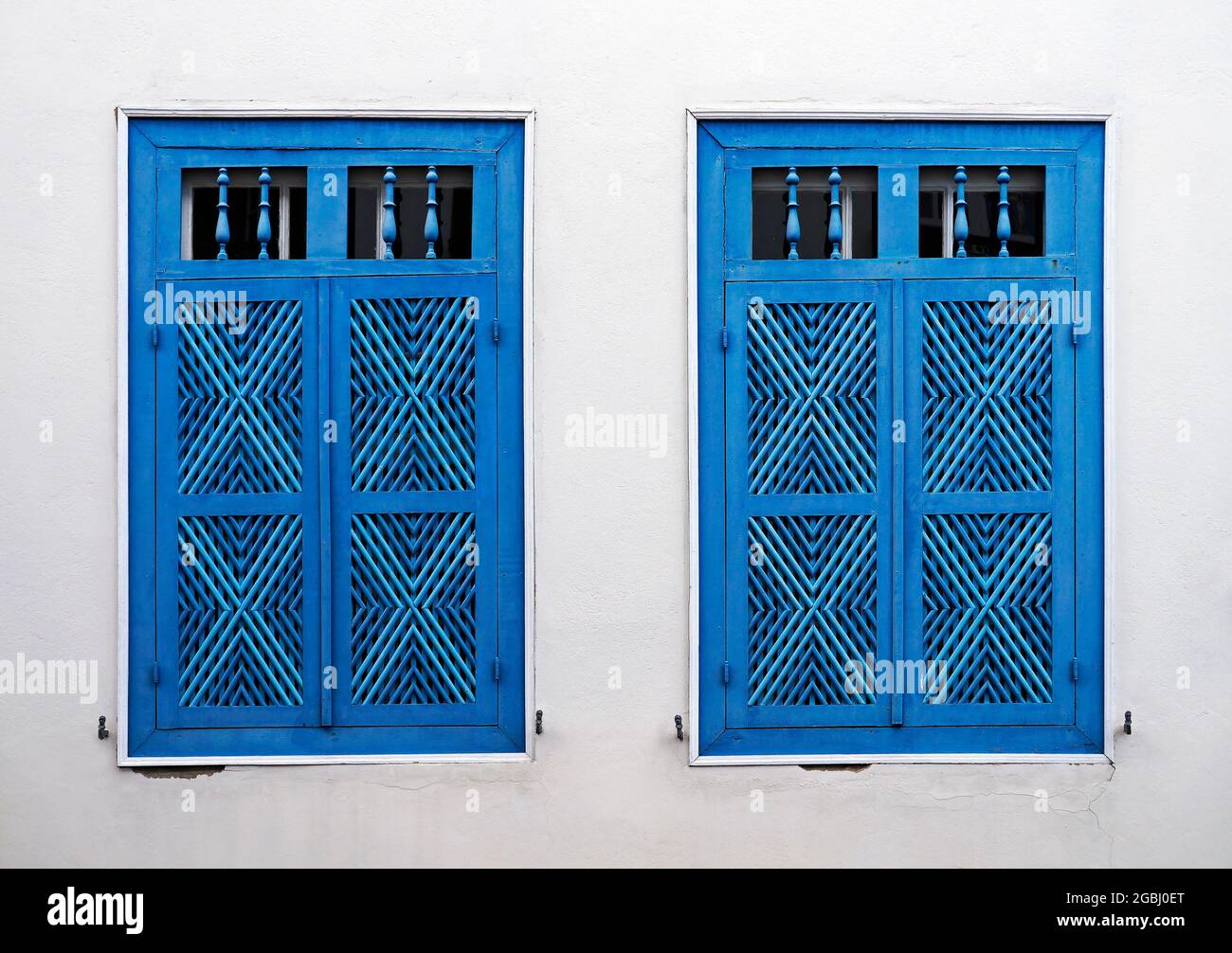Alte Fenster in der historischen Stadt Diamantina, Brasilien Stockfoto