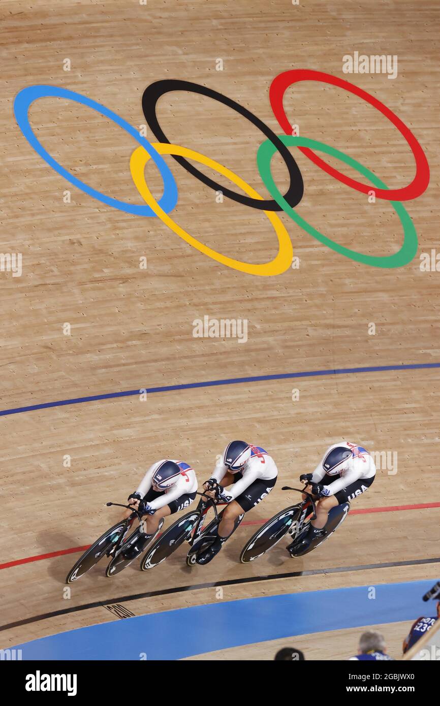 65 JASTRAB Megan / 66 VALENTE Jennifer / 230 DYGERT Chloe / 233 WHITE Emma (USA) während der Olympischen Spiele Tokio 2020, Radrennbahn Frauen-Team-Verfolgungsfinale um Bronze am 3. August 2021 auf dem Izu Velodrome in Izu, Japan - Foto Kishimoto / DPPI Stockfoto