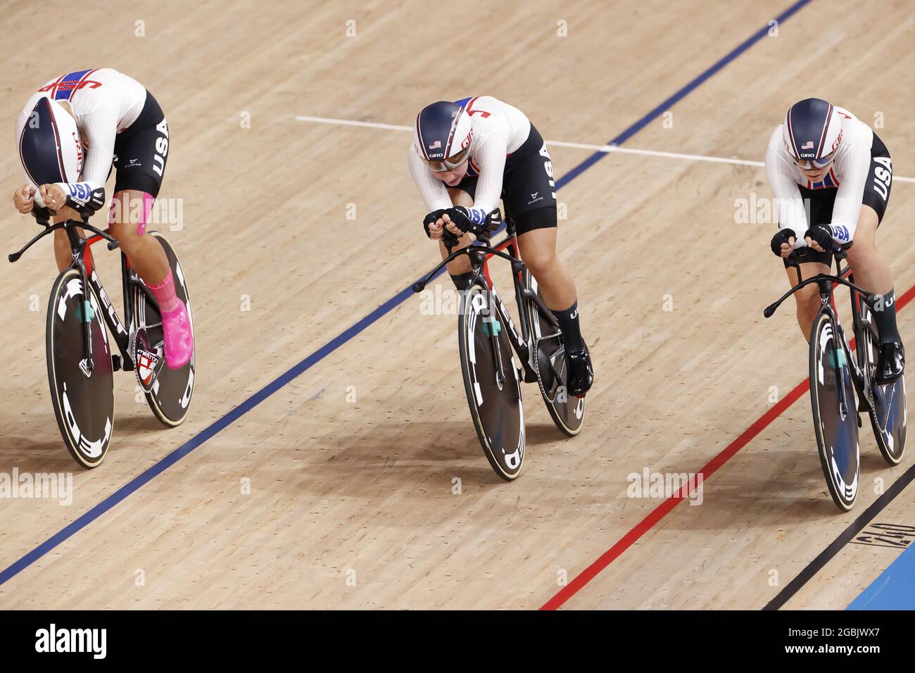 65 JASTRAB Megan / 66 VALENTE Jennifer / 230 DYGERT Chloe / 233 WHITE Emma (USA) während der Olympischen Spiele Tokio 2020, Radrennbahn Frauen-Team-Verfolgungsfinale um Bronze am 3. August 2021 auf dem Izu Velodrome in Izu, Japan - Foto Kishimoto / DPPI Stockfoto