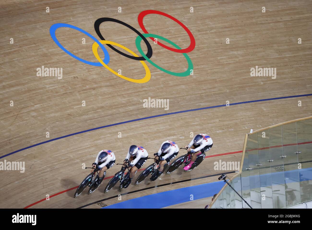 65 JASTRAB Megan / 66 VALENTE Jennifer / 230 DYGERT Chloe / 233 WHITE Emma (USA) während der Olympischen Spiele Tokio 2020, Radrennbahn Frauen-Team-Verfolgungsfinale um Bronze am 3. August 2021 auf dem Izu Velodrome in Izu, Japan - Foto Kishimoto / DPPI Stockfoto