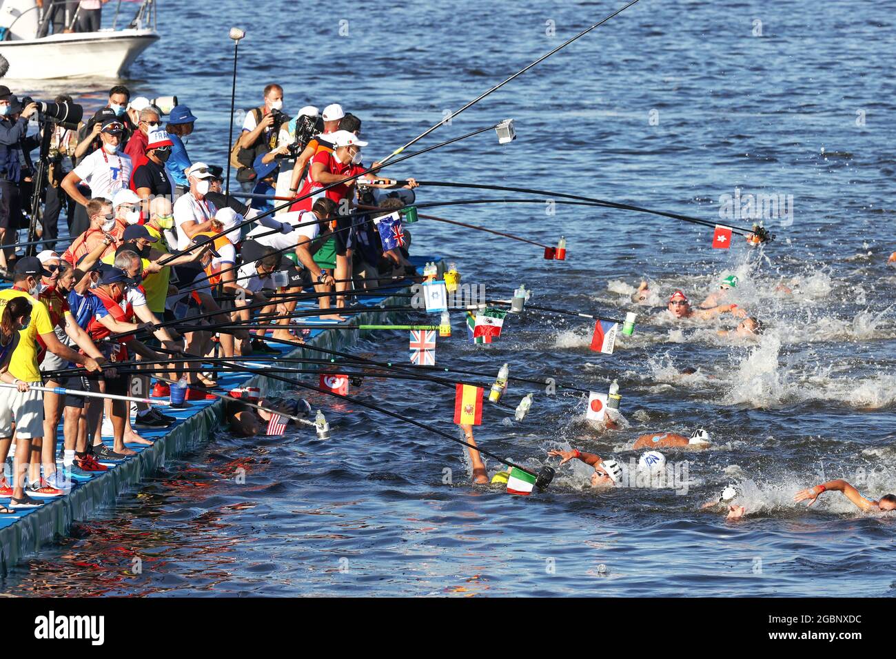 Gesamtansicht, AUGUST, 2021 - Schwimmen : Männer-Marathon-Schwimmen während der Olympischen Spiele 2020 in Tokio im Odaiba Marine Park in Tokio, Japan. Quelle: Akihiro Sugimoto/AFLO/Alamy Live News Stockfoto