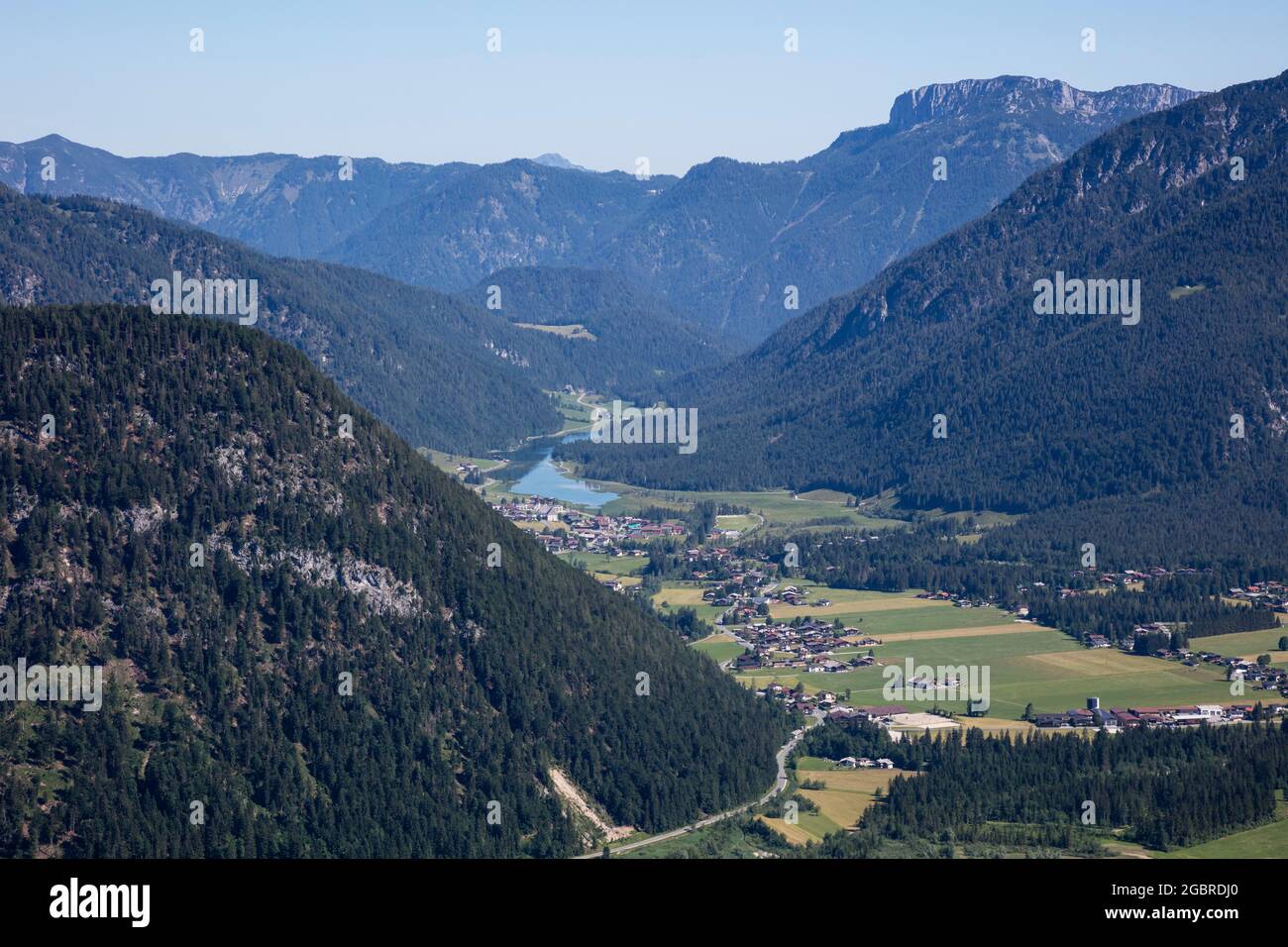 Geographie / Reisen, Österreich, Kitzbüheler Alpen, Pillerseetal, Blick von der Buchensteinwand, ZUSÄTZLICHE-RIGHTS-CLEARANCE-INFO-NOT-AVAILABLE Stockfoto