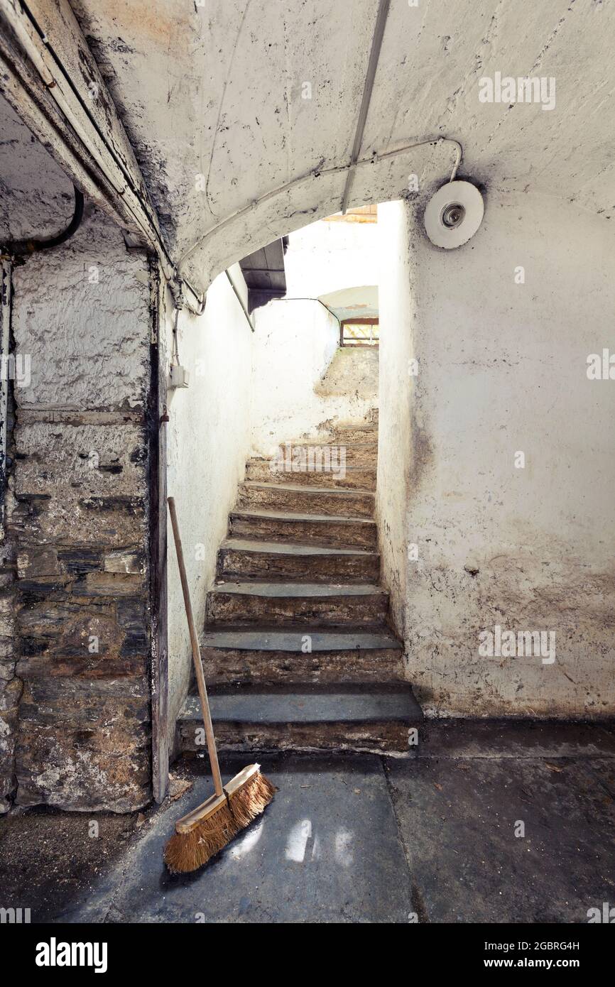 Treppe in einem verlassenen Haus städtische Exploration verloren Platz Stockfoto