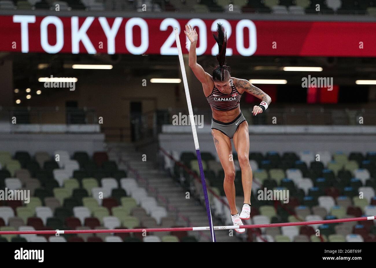 Tokio, Japan. August 2021. Anicka Newell aus Kanada tritt beim Finale des Polentaumes der Frauen bei den Olympischen Spielen 2020 in Tokio, Japan, am 5. August 2021 an. Quelle: Li Ming/Xinhua/Alamy Live News Stockfoto