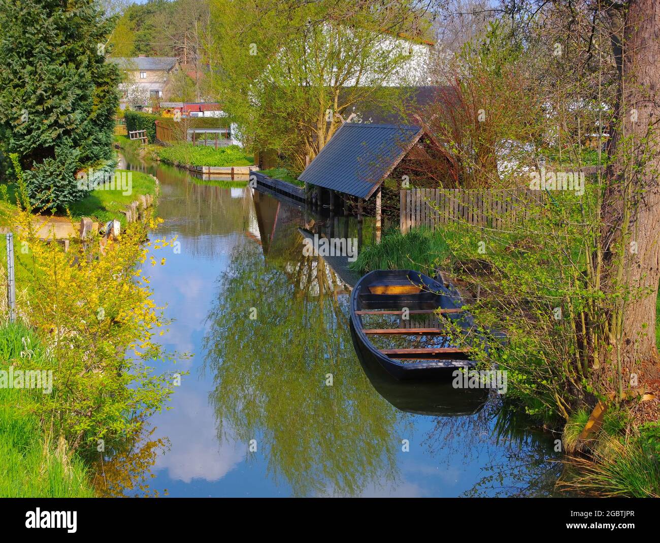 Spreewald Haus auf dem Wasser, Brandenburg Stockfoto