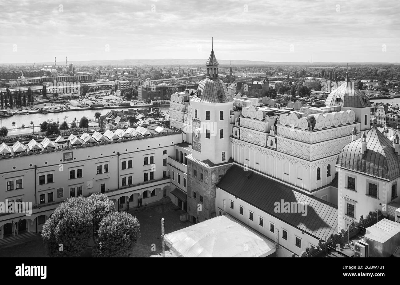 Schwarz-Weiß-Bild von Pommerschen Herzögen Schloss und Stettin Stadtbild, Polen. Stockfoto