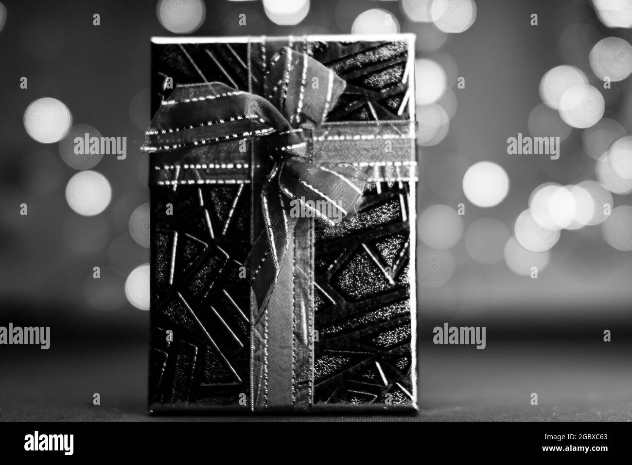 Weihnachtskonzept mit Dekoration und Bokeh-Ligths Hintergrund Stockfoto