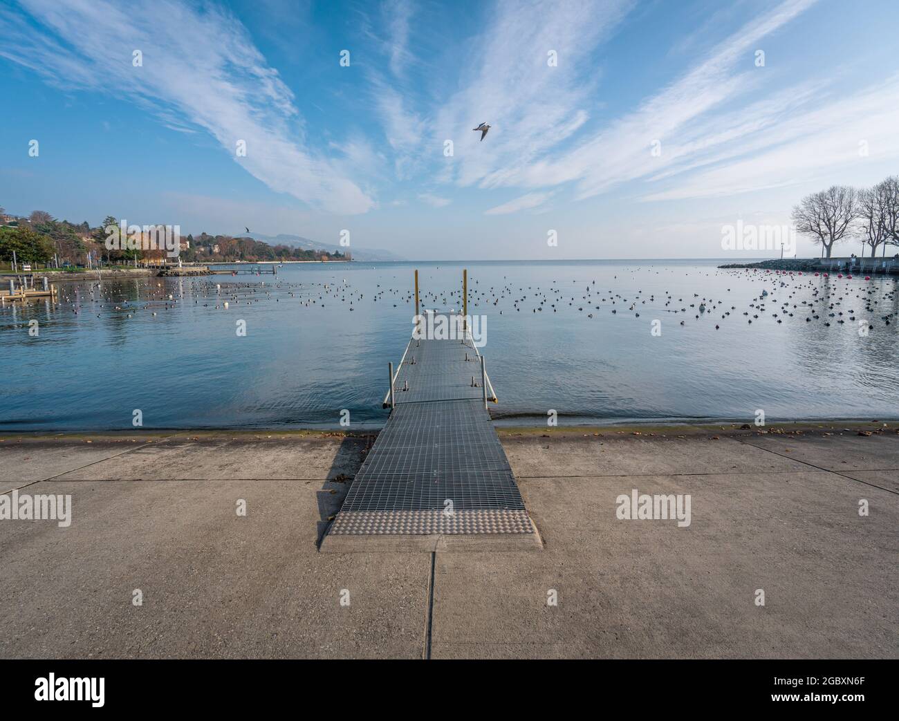 Ouchy Promenade und Genfersee - Lausanne, Schweiz Stockfoto