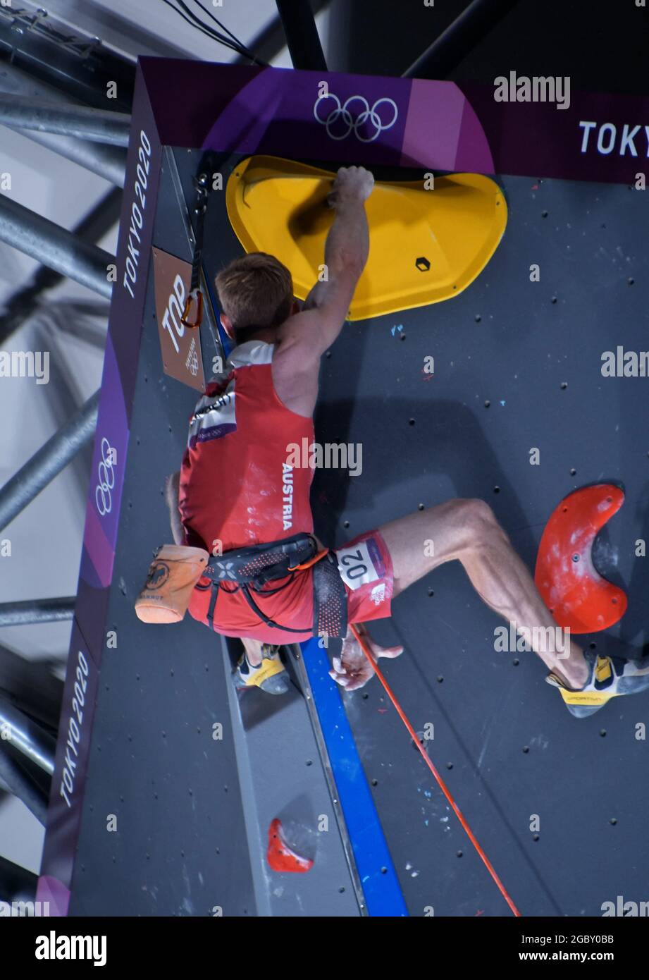 Tokio, Japan. August 2021. Der Österreicher Jakob Schubert tritt am Donnerstag, den 5. August 2021, im Lead Final bei den Olympischen Spielen in Tokio im Aomi Urban Sports Park in Tokio, Japan, an. Foto von Keizo Mori/UPI Credit: UPI/Alamy Live News Stockfoto