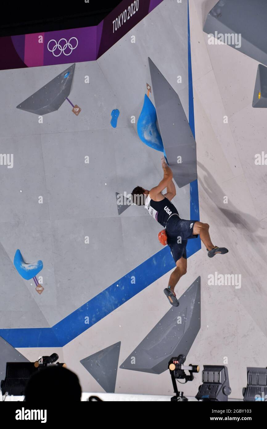 Tokio, Japan. August 2021. Nathaniel Coleman aus den USA tritt am Donnerstag, den 5. August 2021, im Aomi Urban Sports Park in Tokio, Japan, beim Bouldering Final während der Olympischen Spiele in Tokio für den Männersport an. Foto von Keizo Mori/UPI Credit: UPI/Alamy Live News Stockfoto