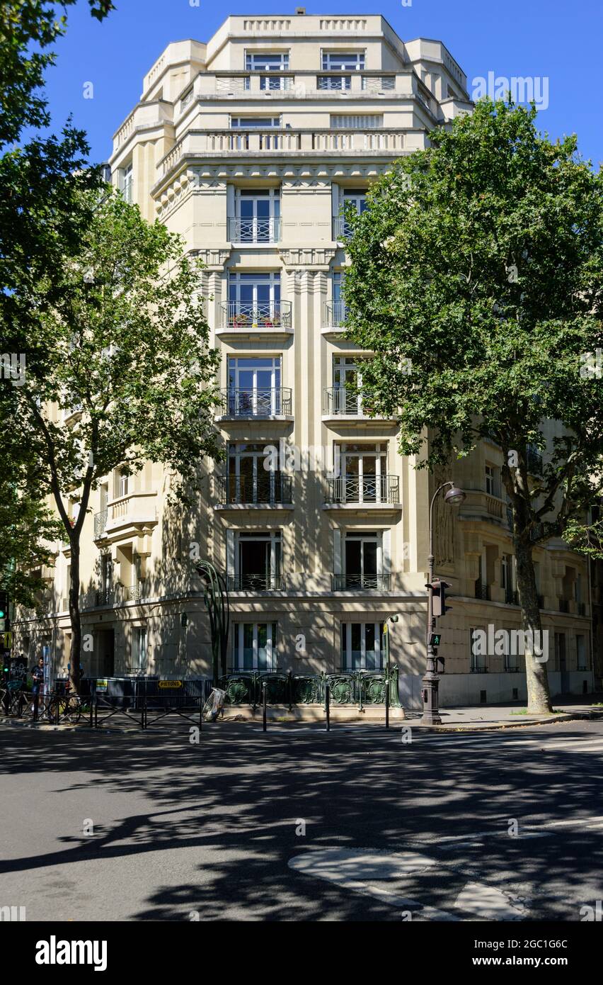 Paris, 15 Rue Chardon-Lagache, Art Deco Architektur // Paris, 15 Rue Chardon-Lagache, Art Deco Architecture Stockfoto