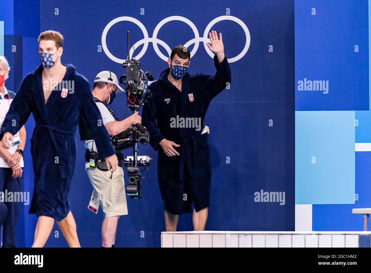 TOKIO, JAPAN - 6. AUGUST: Filip Filipovic aus Serbien während des Halbfinalspiels der Männer beim Olympischen Wasserball-Turnier 2020 in Tokio am 6. August 2021 im Tatsumi Waterpolo Center in Tokio, Japan (Foto: Marcel ter Bals/Orange Picles) Stockfoto