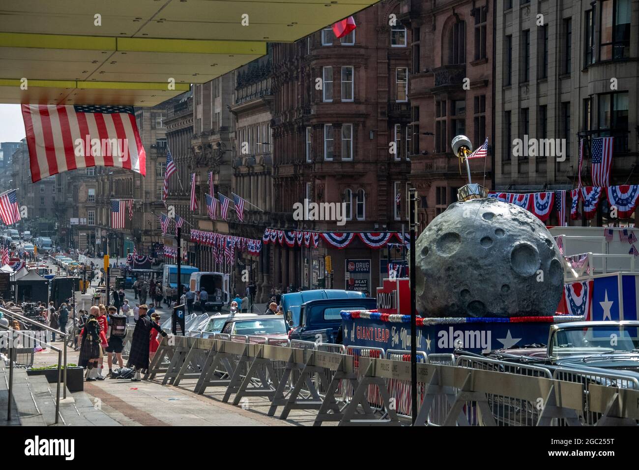Glasgow, Schottland, Großbritannien. 21. Juli 2021: Hinter den Kulissen von Indiana Jones 5 in Glasgow. Stockfoto