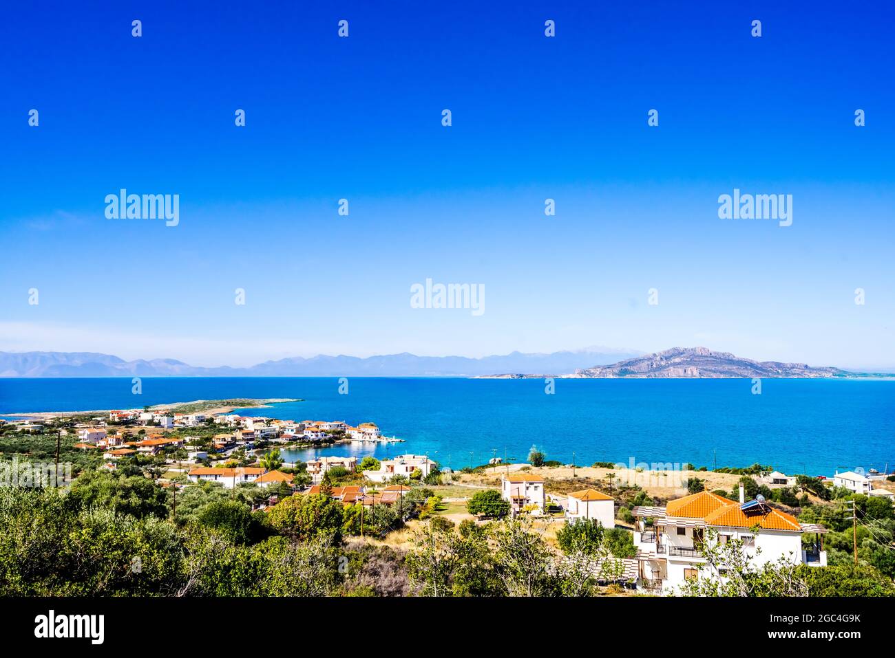 Das Küstendorf Archangelos in Lakonien, Griechenland Stockfoto