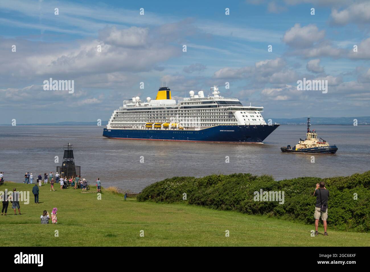 Spirit of Discovery auf dem Weg in die Docks von Portbury Stockfoto