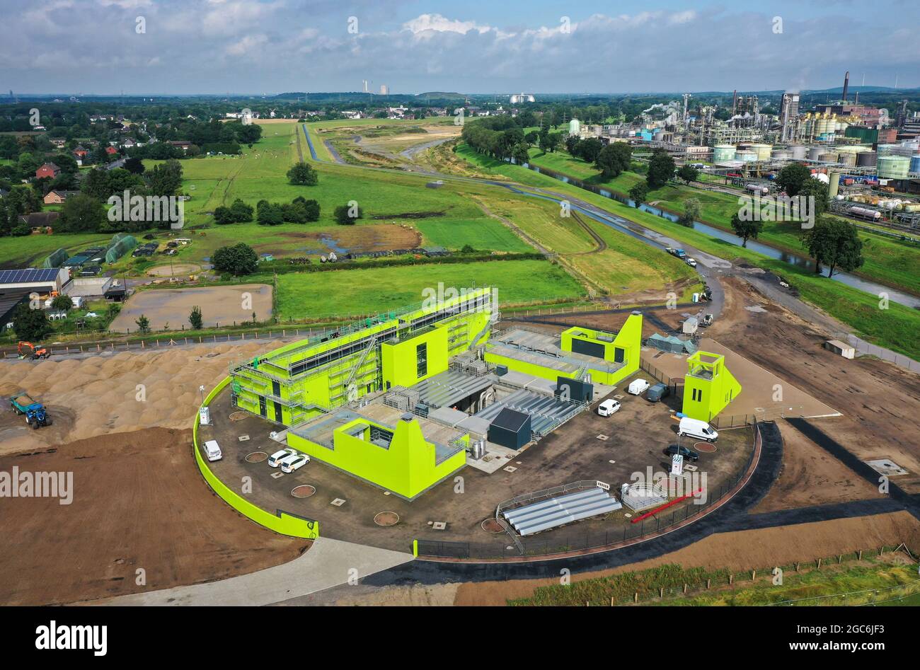 Oberhausen, Nordrhein-Westfalen, Deutschland - Emscher-Umbau, neue Emscher-AKE-Kanalisation, hier das neue Pumpwerk Oberhausen, Deutschlands größte WA Stockfoto