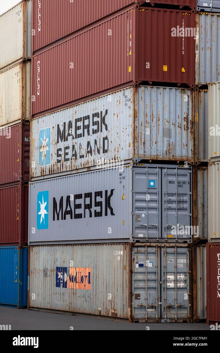 Der Containerterminal des Rheinhafens im Stadtteil Niehl, Köln, Deutschland. Container-Terminal im Niehler Hafen, Köln, Deutschland. Stockfoto