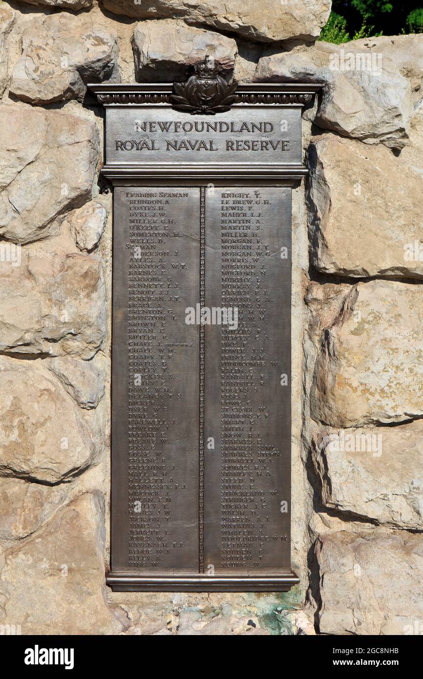 Gedenktafel der Royal Navy Reserve von Neufundland an der Gedenkstätte Beaumont-Hamel Neufundland im Ersten Weltkrieg in Beaumont-Hamel (Somme), Frankreich Stockfoto