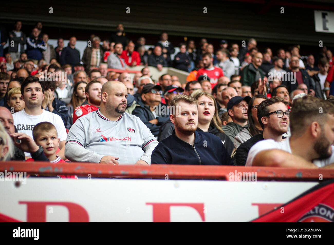 LONDON, GROSSBRITANNIEN. AM 7. AUGUST 2021 kehren Fans während des Spiels der Sky Bet League 1 zwischen Charlton Athletic und Sheffield Wednesday im The Valley, London, ins Stadion zurück. (Kredit: Tom West | MI News) Kredit: MI Nachrichten & Sport /Alamy Live News Stockfoto