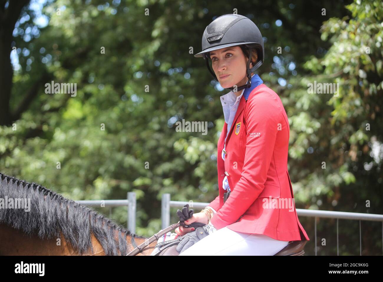 Rom, Italien. Mai 2021. ROM, Italien - 30.05.2021: Jessica Springsteen, die Tochter von Bruce Springsteen, gewinnt beim Olympischen Spiel Tokio 2020 die Silbermedaille für die Vereinigten Staaten. Sie wird zu einem Italiener Lorenzo De Luca verlobt. In den Archivfotos, Jessica Springsteen und ihr Freund während des Palio auf der Piazza di Siena 2021 in Rom im Park der Villa Borghese.(ARCHIV) Kredit: Unabhängige Fotoagentur/Alamy Live News Stockfoto