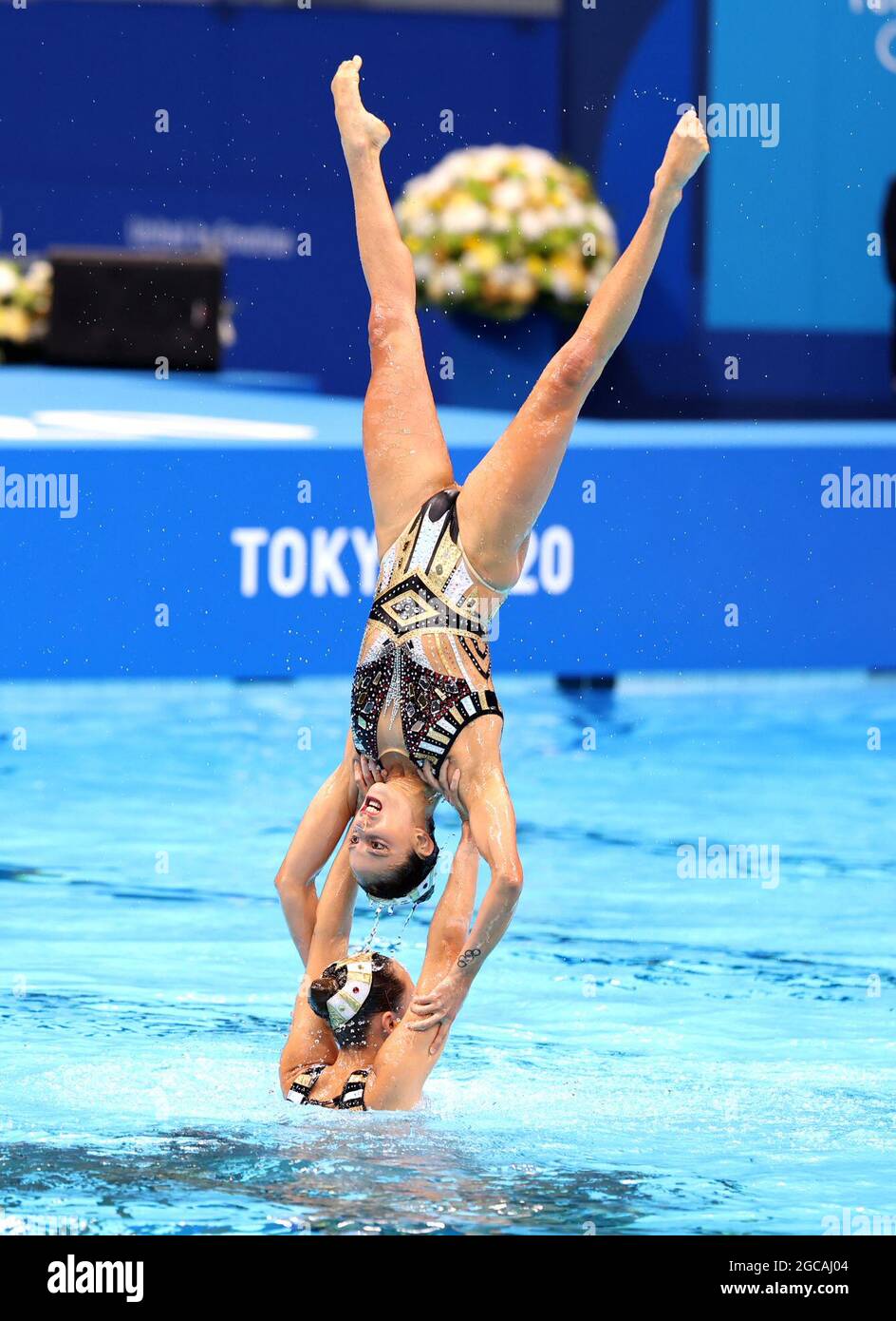 Tokio, 7. AUG 2021 : Artistic Swimming Finals - Russland, China und die Ukraine haben am Samstag in Tokio die Gold-, Silber- und Bronzemedaillen gewonnen. Kredit: Seshadri SUKUMAR/Alamy Live Nachrichten Stockfoto