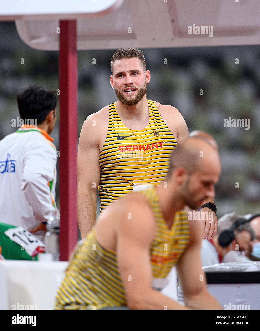 Johannes VETTER (Deutschland/9. Platz) enttäuscht, davor Julian WEBER (Deutschland/4. Platz), Leichtathletik, Männer-Speerfinale, Männer-Javelin-Wurf-Finale, am 7. August 2021 Olympische Sommerspiele 2020, vom 23. Juli. - 08.08.2021 in Tokio/Japan. Â Stockfoto