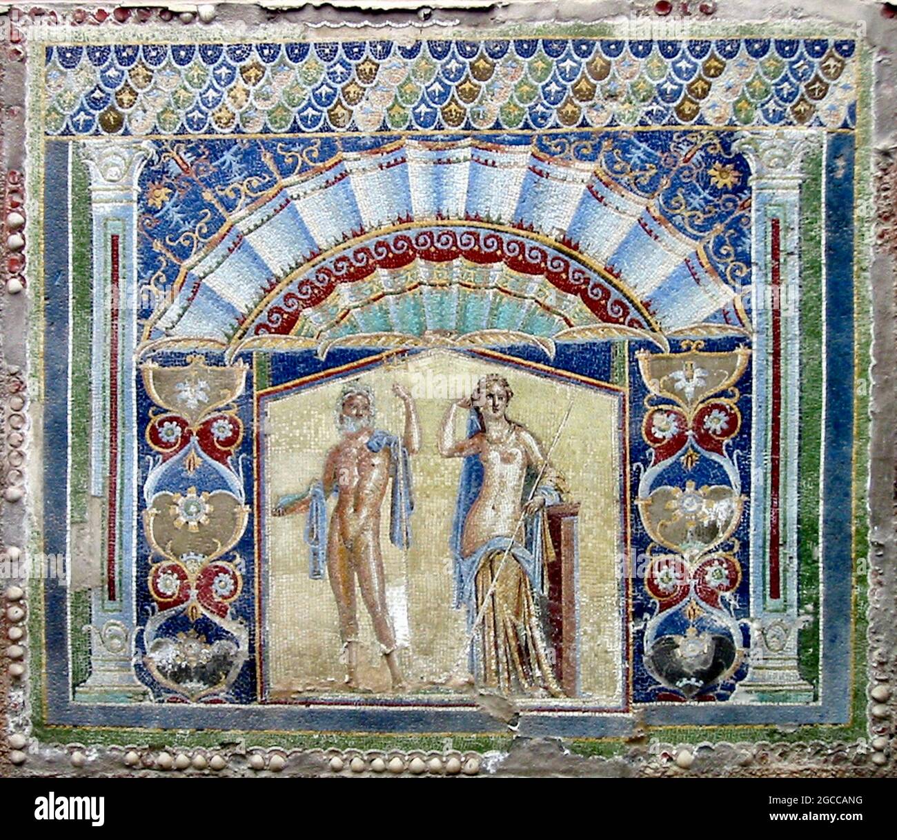 Mosaikkunst - Altes römisches Mosaik mit Neptun und Amphitrit aus Herculaneum Stockfoto