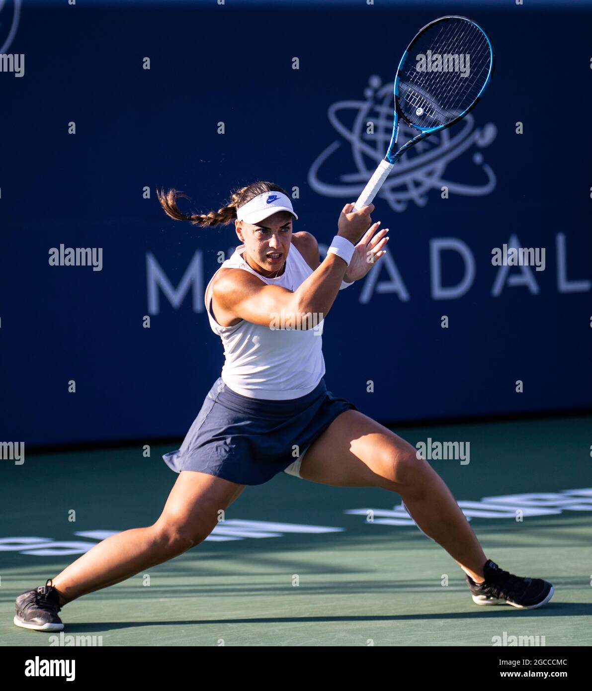 07. August 2021 San Jose, CA USA Ana Konjuh aus Kroatien gibt einen Schuss während des Mubadala Silicon Valley Classic Semifinals Evening Match zwischen Ana Konjuh( CRO) gegen Danielle Collins ( USA ) an der San Jose State University San Jose Calif. Thurman James/CSM zurück Stockfoto