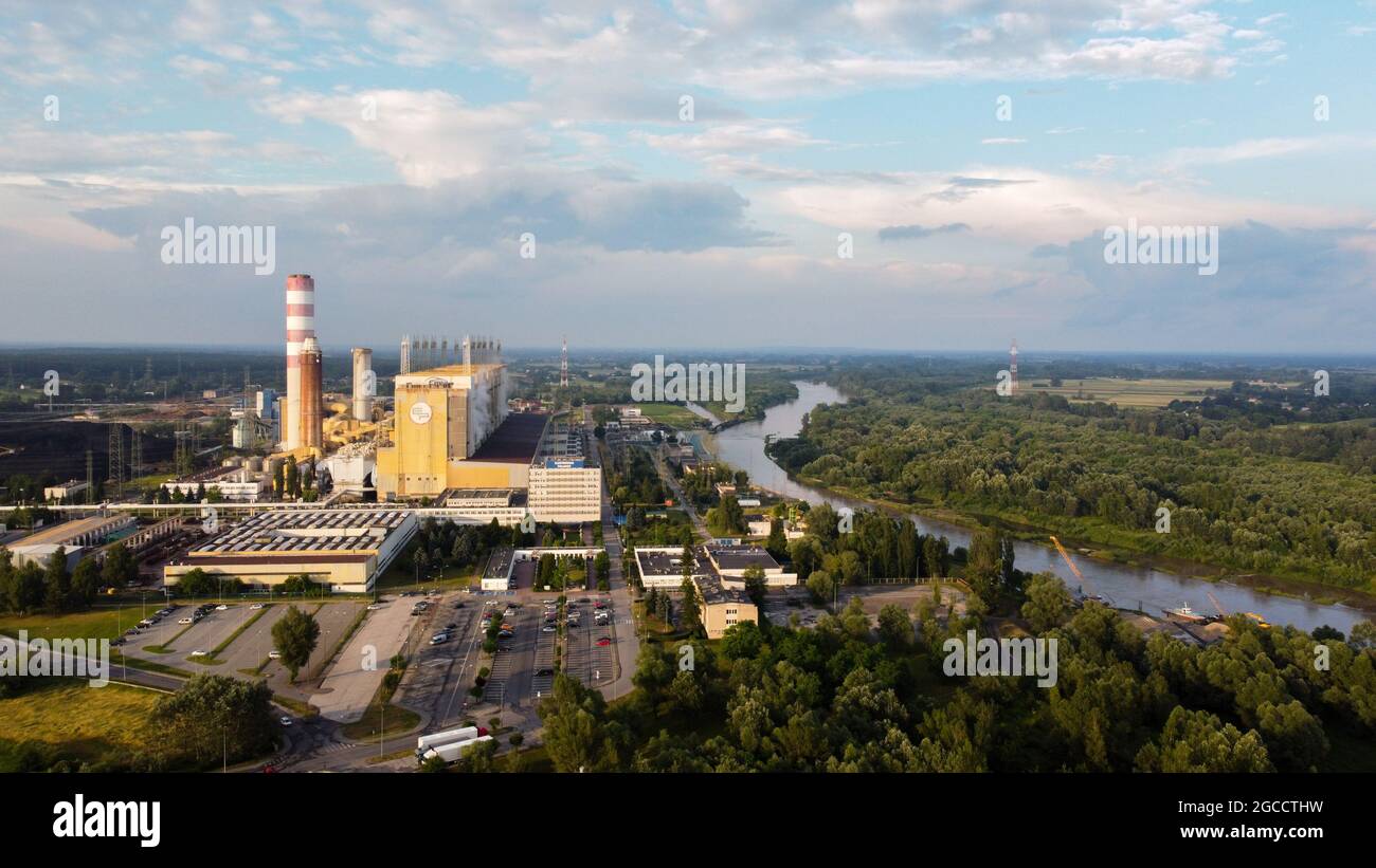 Luftaufnahme des Kraftwerks in Polaniec in Polen Stockfoto