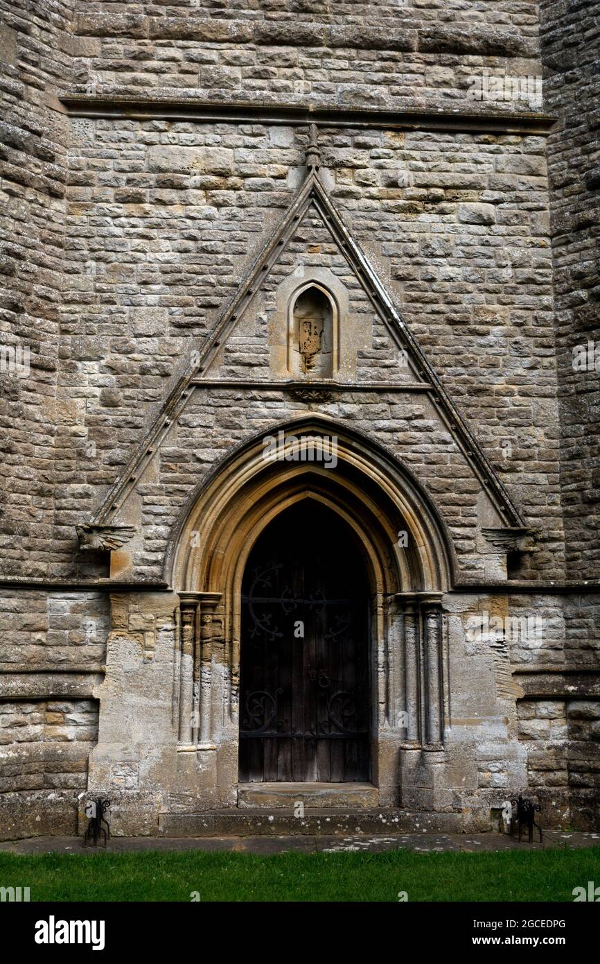 Der Südeingang, St. Nicholkkirche, Heythrop, Oxfordshire, England, VEREINIGTES KÖNIGREICH Stockfoto